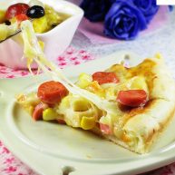 芝心香肠苹果披萨