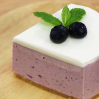 蓝莓益力多慕斯