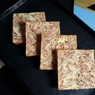 大理石纹豆沙吐司