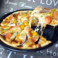 独家秘制香肠披萨