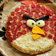 愤怒的小鸟披萨