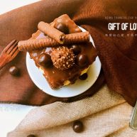 红丝绒巧克力淋面蛋糕