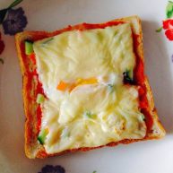减脂早餐芝士吐司披萨