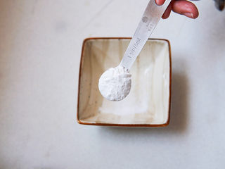 9、蒜蓉西兰花,加入玉米淀粉