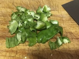 4、四川版????黄焖鸡,青椒（黄焖鸡必备）