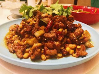 9、黄豆烧鸭,出锅装盘~