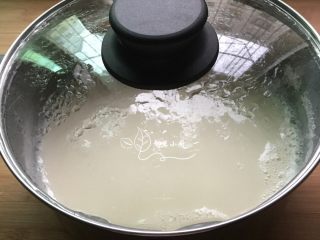 6、地方菜 成都豆花,盖上盖子，静置15分钟左右