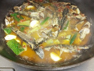 14、红烧三角峰,中小火煮几分钟就好了