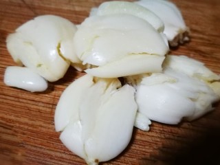 2、素菜系列之红烧肉,大蒜拍酥