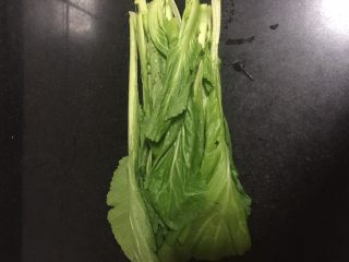 1、青菜钵,菜市场里买的青菜做了2次