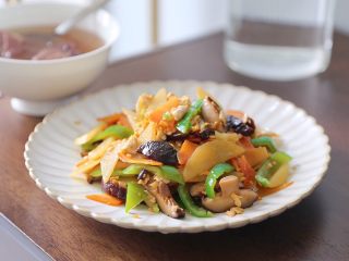 12、土豆香菇炒蛋,成品