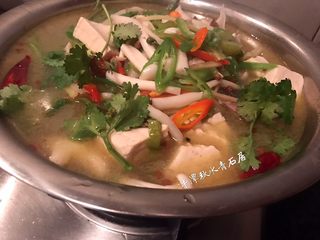 14、【青石居私房菜】之土匪鱼头,起锅、调味