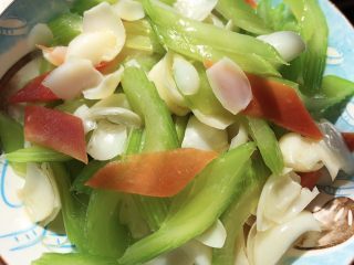 15、西芹百合,成品