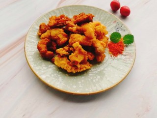 12、油炸酥肉,再加点干辣椒面