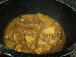 16、姜爆鸭子,继续炒香；