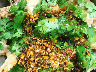 8、麻辣鸡块,淋好了