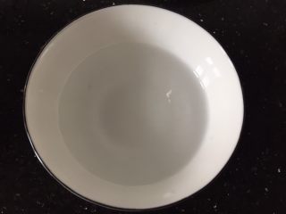 4、翻沙芋头,准备半碗清水