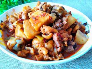 8、地方菜≈芋儿烧鸡≈,出锅