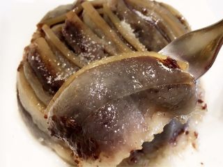 18、地方菜-夹沙肉,透明的肉里面是好吃的豆沙。