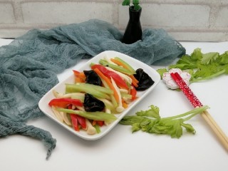 14、时蔬小炒,出锅了  清清爽爽的味道