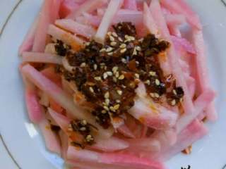 11、四川泡菜,吃的时候捞出来切好淋上一点点辣椒油