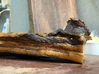 12、春笋炒腊肉,准备腊肉