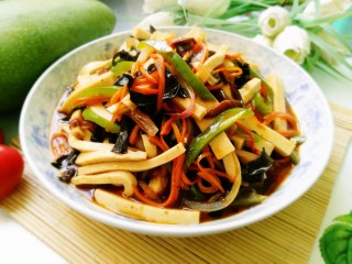 16、鱼香千叶豆腐丝,美味又下饭,慢慢享用吧