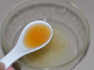 14、爽拌粉丝,一勺芝麻香油。