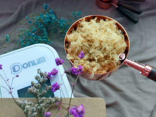 16、自制肉松(面包机版),成品图