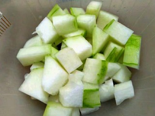 4、厨房挑战＋素菜＋素烧冬瓜,冬瓜削皮切块