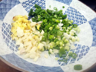 13、茄子粉丝煲,葱姜蒜切末