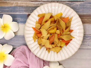 15、素炒千张,成品图