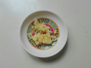 10、厨房挑战+素菜+甜枸杞香葱脆站瓜(西葫芦),生姜切姜末