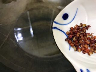 8、绝代双骄（花椒辣椒土豆丝）,下花椒