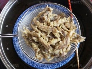8、干炸蘑菇,第一次先炸定型捞出