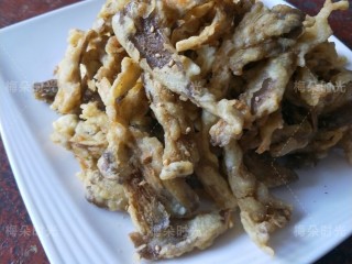 13、干炸蘑菇,酥脆好吃。