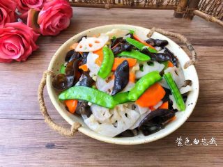 14、荷塘小炒,成品图四