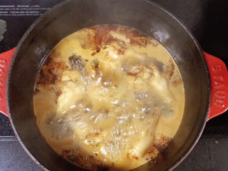 16、土豆烧鸡翅,烧开