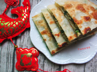 18、韭菜盒,韭菜不仅可以固阳气,提高免疫力,还可活血散瘀,平衡肝脾,补肾,治胃病,降低血压,消毒杀菌,的功效。