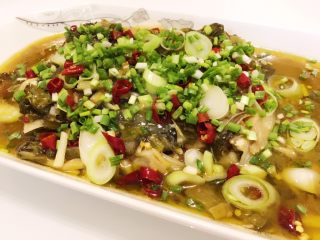 20、酸菜烧鱼,上次用酸菜烧的雄鱼头,也超级美味!