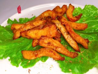 16、孜然鸡胸肉,喜欢吃辣椒的撒入辣椒粉