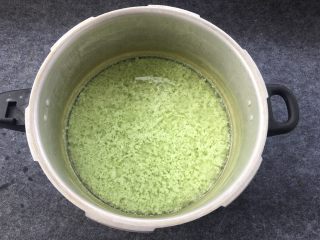 18、天然无添加～盐卤豆花,注意看豆花形成，水清就不要再加胆巴水了！