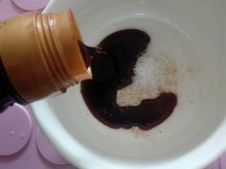 8、凉拌狼牙土豆,适量酱油