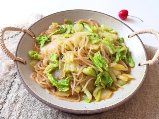 12、大白菜炖粉条,近图瞅瞅。
