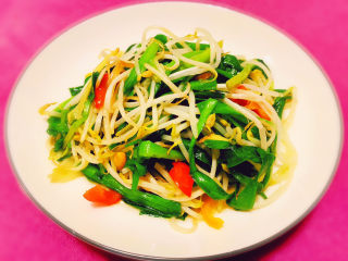 20、韭菜炒豆芽,韭菜炒豆芽完成了，成品图！