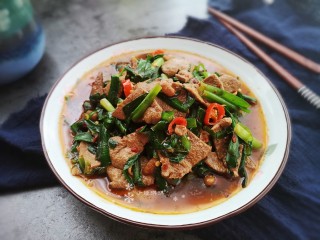 16、韭菜炒猪肝,特别有风味的一道炒猪肝。