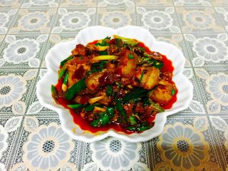 15、回锅肉,回锅肉在四川是非常受欢迎的一道菜，人人都会做，也产生了很多版本，我比较喜欢这个版本的。