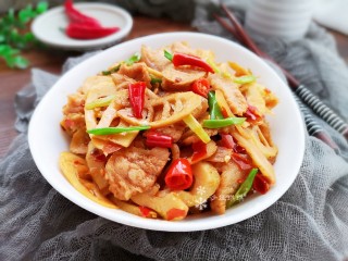 15、泡椒春笋,下饭神器！