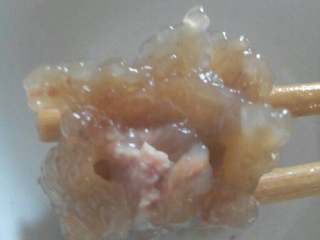 12、四川滑肉,好吃呢，奶奶做的滑肉总是吃不腻呢，