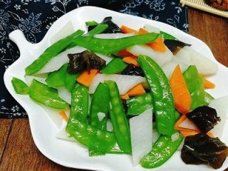 14、绿色美食+素炒三鲜,成品图